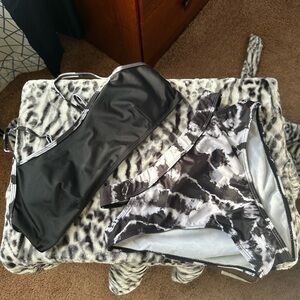 SHEIN Black and White Bikini Swimwear